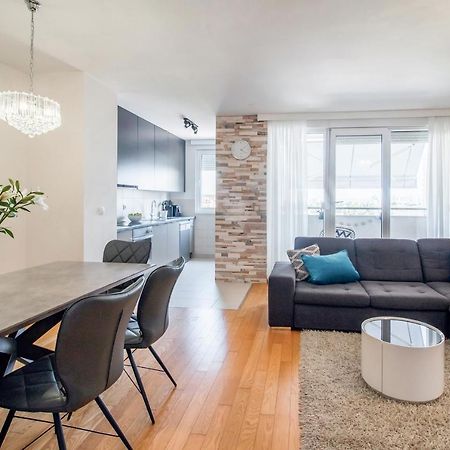 Apartment Montesa Zadar With Free Parking And Balcony Eksteriør bilde