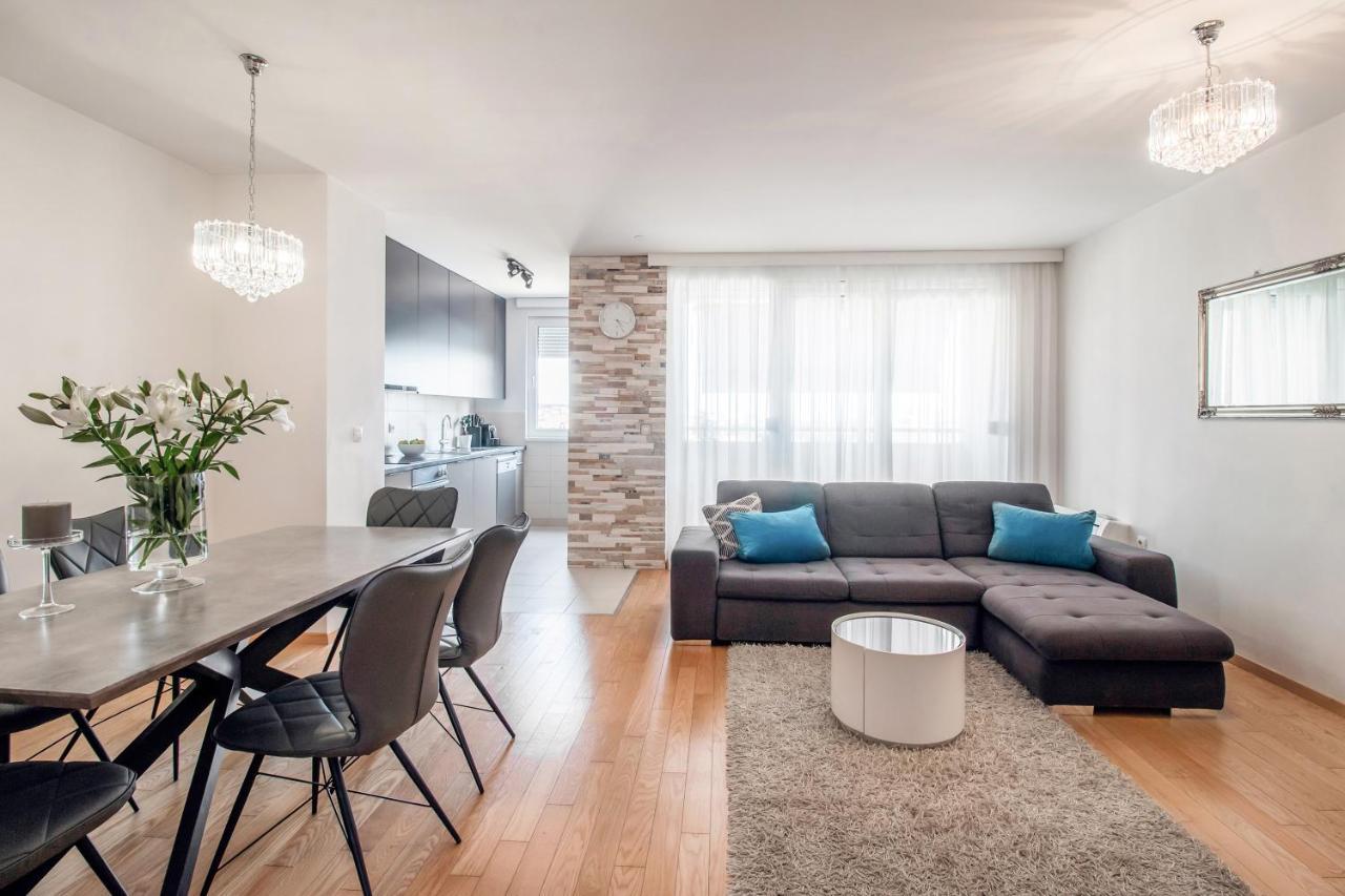 Apartment Montesa Zadar With Free Parking And Balcony Eksteriør bilde