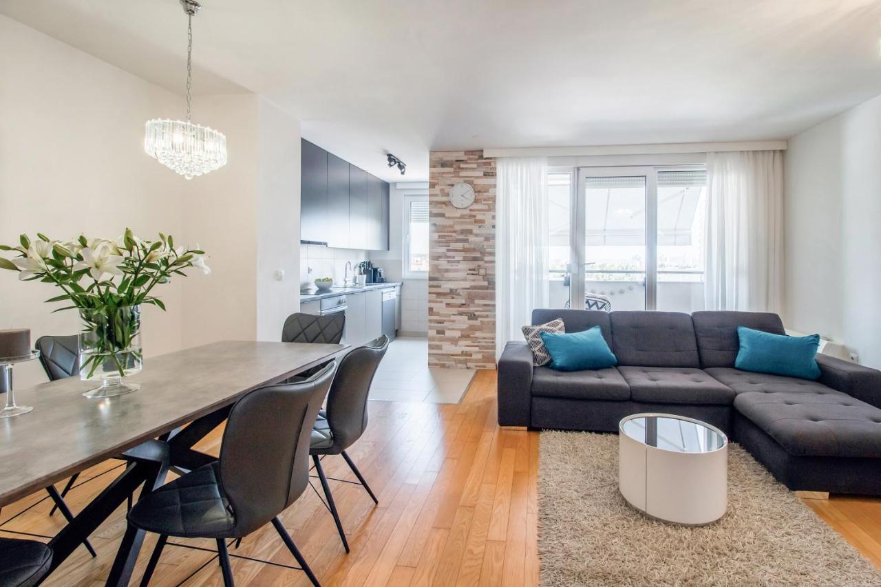 Apartment Montesa Zadar With Free Parking And Balcony Eksteriør bilde