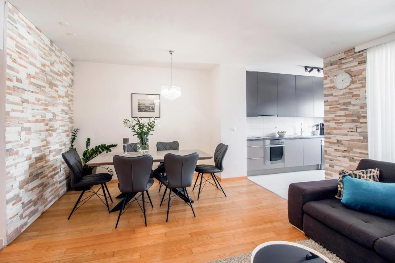 Apartment Montesa Zadar With Free Parking And Balcony Eksteriør bilde