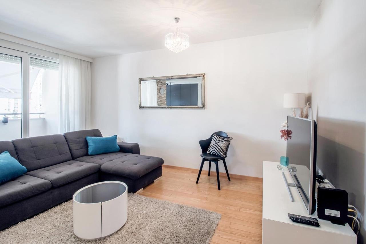 Apartment Montesa Zadar With Free Parking And Balcony Eksteriør bilde