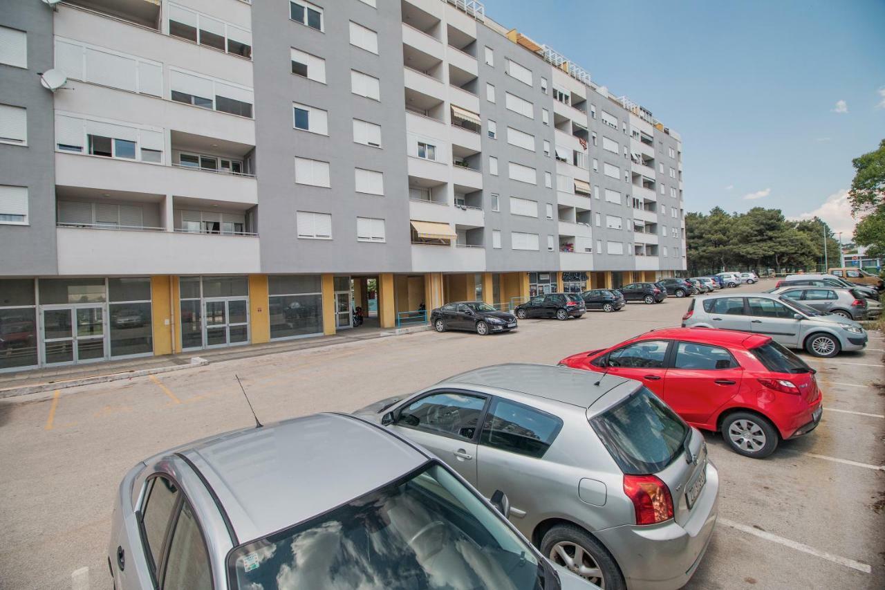 Apartment Montesa Zadar With Free Parking And Balcony Eksteriør bilde