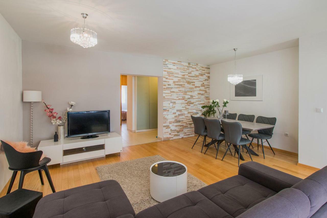 Apartment Montesa Zadar With Free Parking And Balcony Eksteriør bilde
