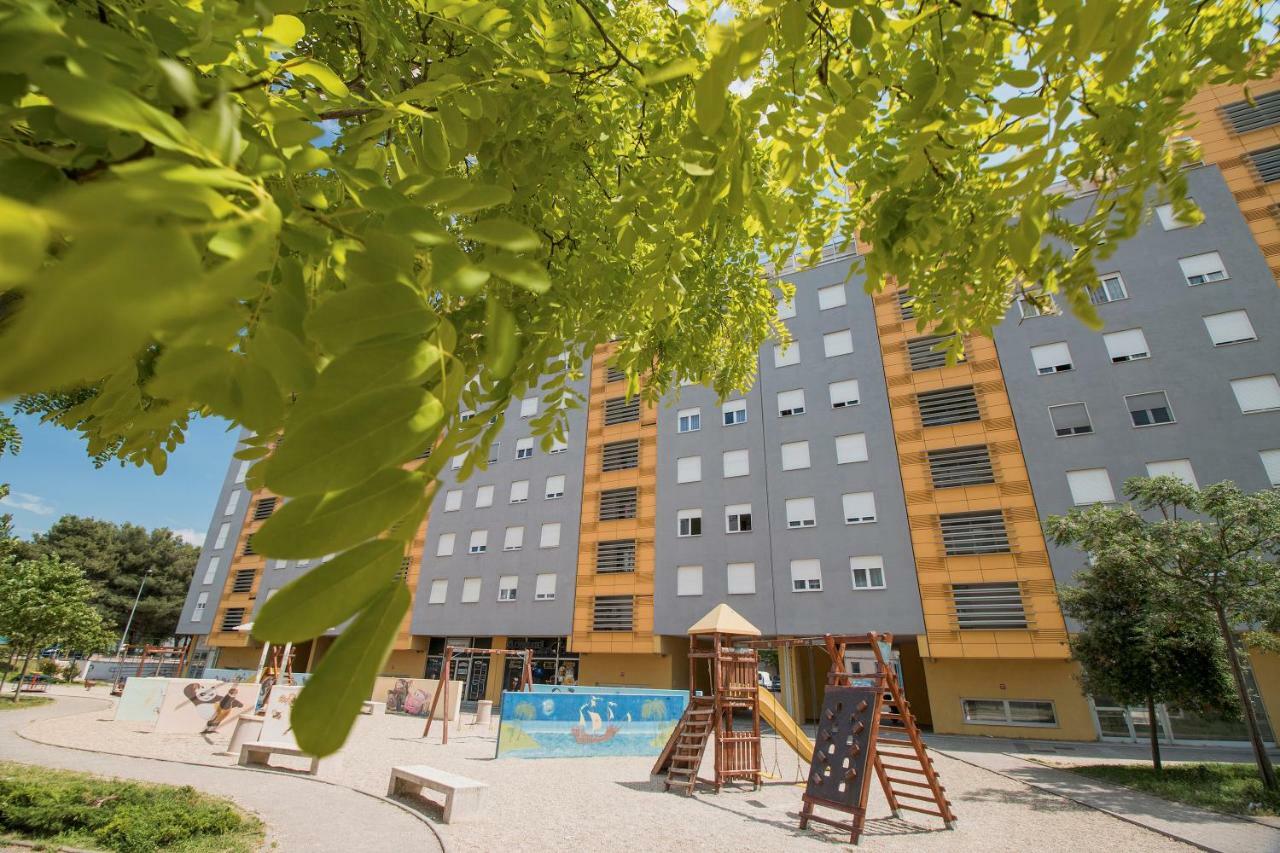 Apartment Montesa Zadar With Free Parking And Balcony Eksteriør bilde
