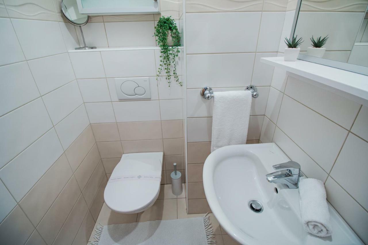 Apartment Montesa Zadar With Free Parking And Balcony Eksteriør bilde